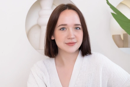 Полина
